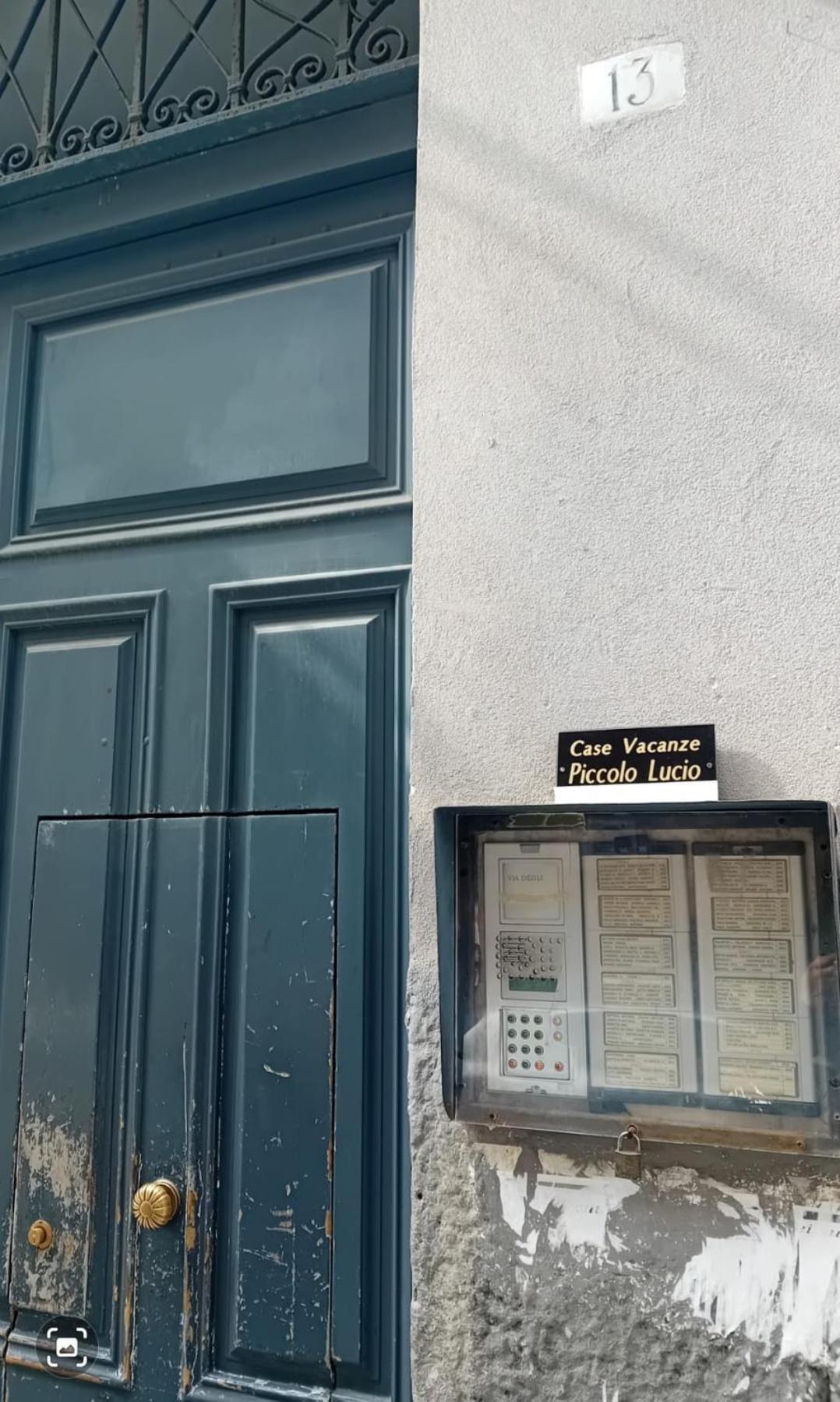 B&B Piccololucio2 Napoli Bagian luar foto